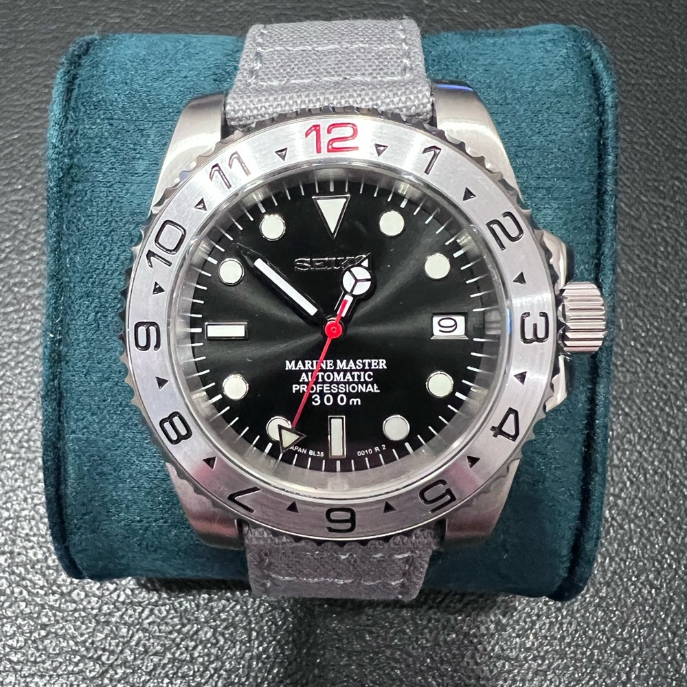 SEIKO MOD WATCH NH35A AUTOMATIC MOVEMENT WITH WATCH CASE AND EXTRA STRAP